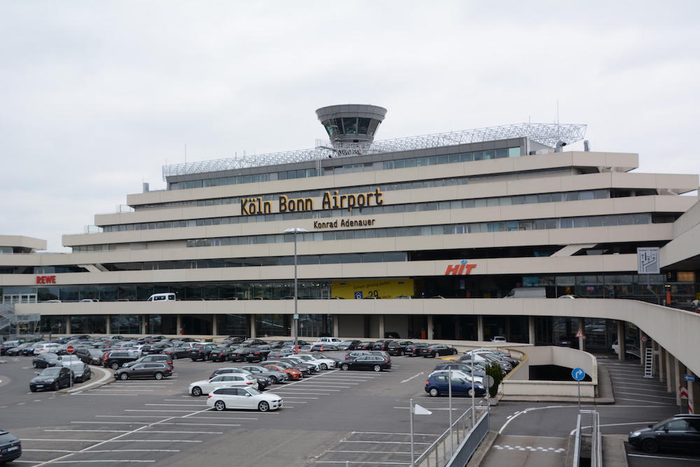 Adresse Von Flughafen Köln Bonn www.aerobuzz.de