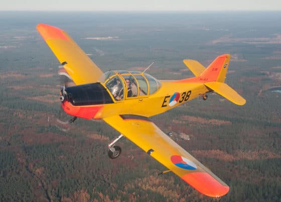 Flugzeugreport Fokker S11 Instructor Aerobuzz.de