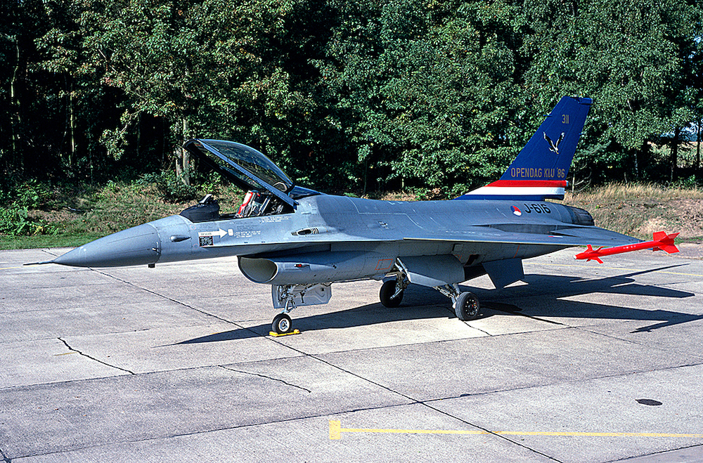 Die RNLAF hat ihre älteste F16 außer Dienst gestellt Aerobuzz.de