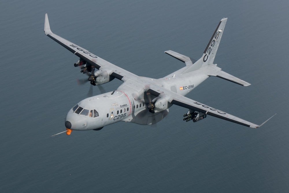 Die C295 mit Bewaffnung hat ihren Erstflug absolviert - Aerobuzz.de