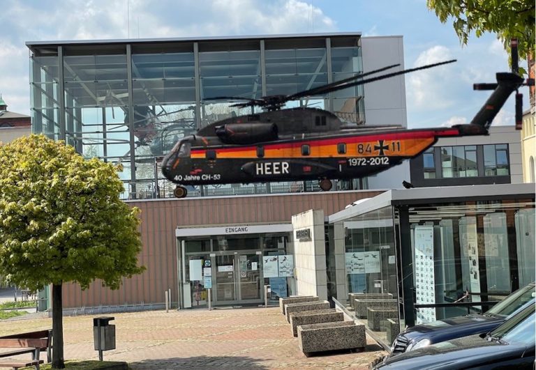 50-jahre-hubschraubermuseum-b-ckeburg-jetzt-wieder-offen-aerobuzz-de