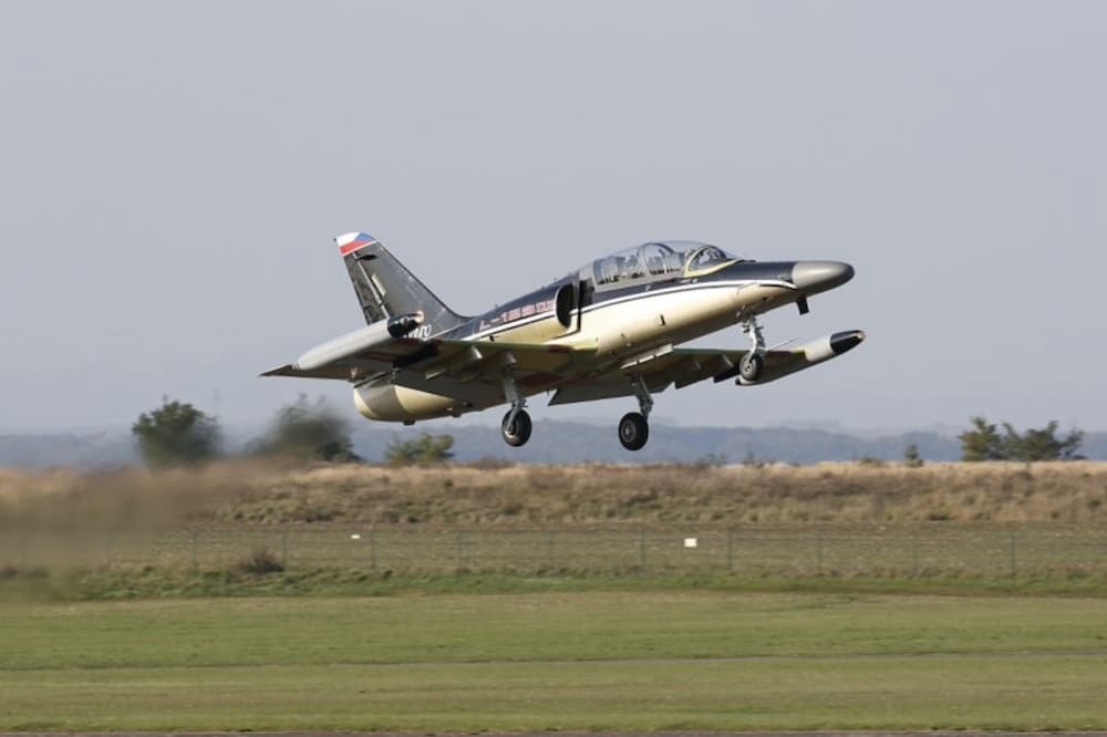 Die L159 T2X hat die Flugerprobung aufgenommen Aerobuzz.de