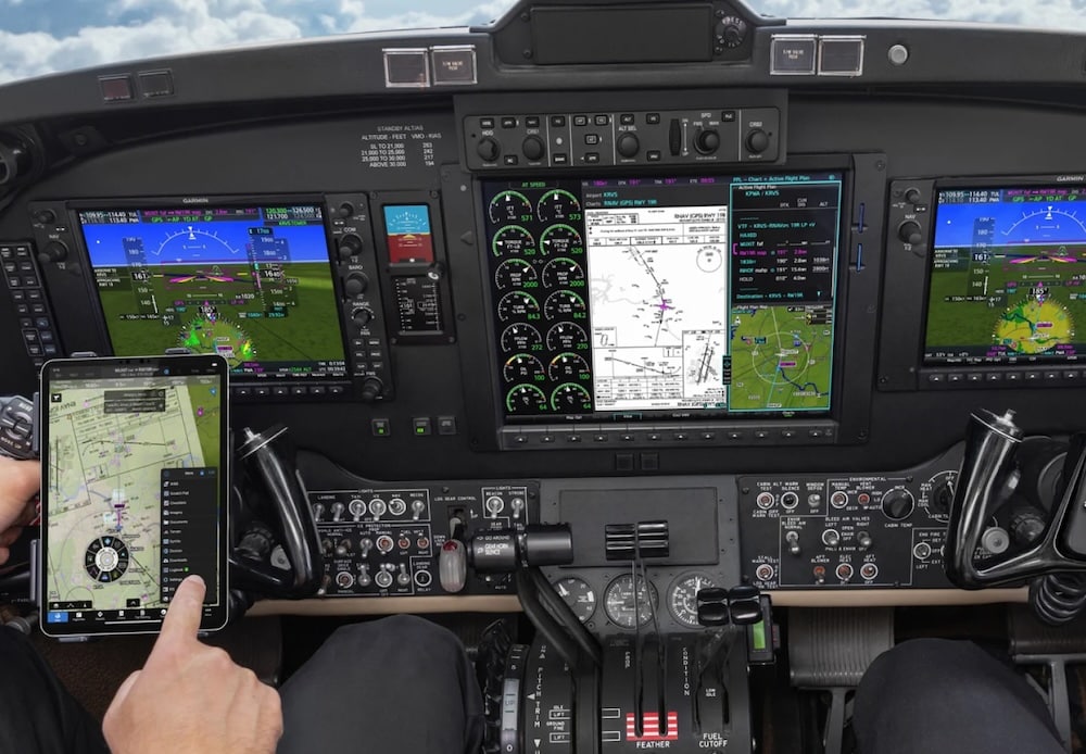 Elliott Aviation hat ein Autoland-System in eine King Air B200 ...